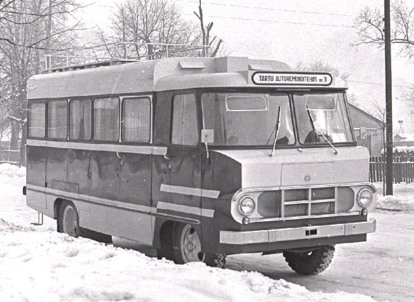 The TA-942T became Tartu’s most successful service-bus design, and production later spread to factories elsewhere in the Soviet Union.