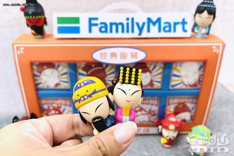 A close-up shows the joke at the campaign’s centre: familiar folk deities reduced to cheerful convenience-store collectibles.