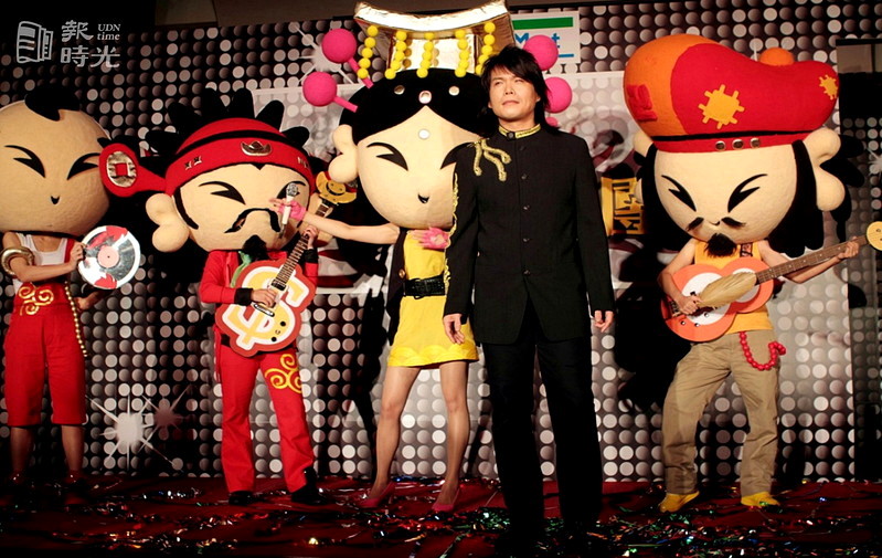The characters moved beyond checkout-counter collecting; by 2010, they were appearing as full-size mascots at a FamilyMart promotional event.
